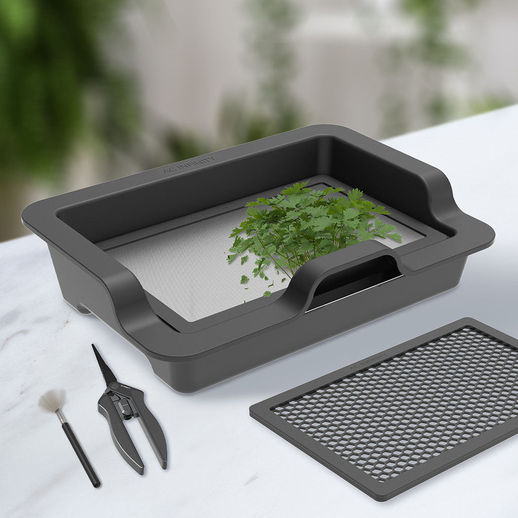 Large trimming tray system, set of 3 trays and 2 screens, interchangeable and ergonomic design